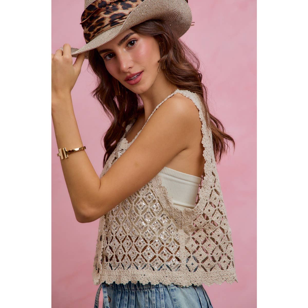 SEQUINS EMBELLISHED DIAMOND CROCHET LACE VEST TOP