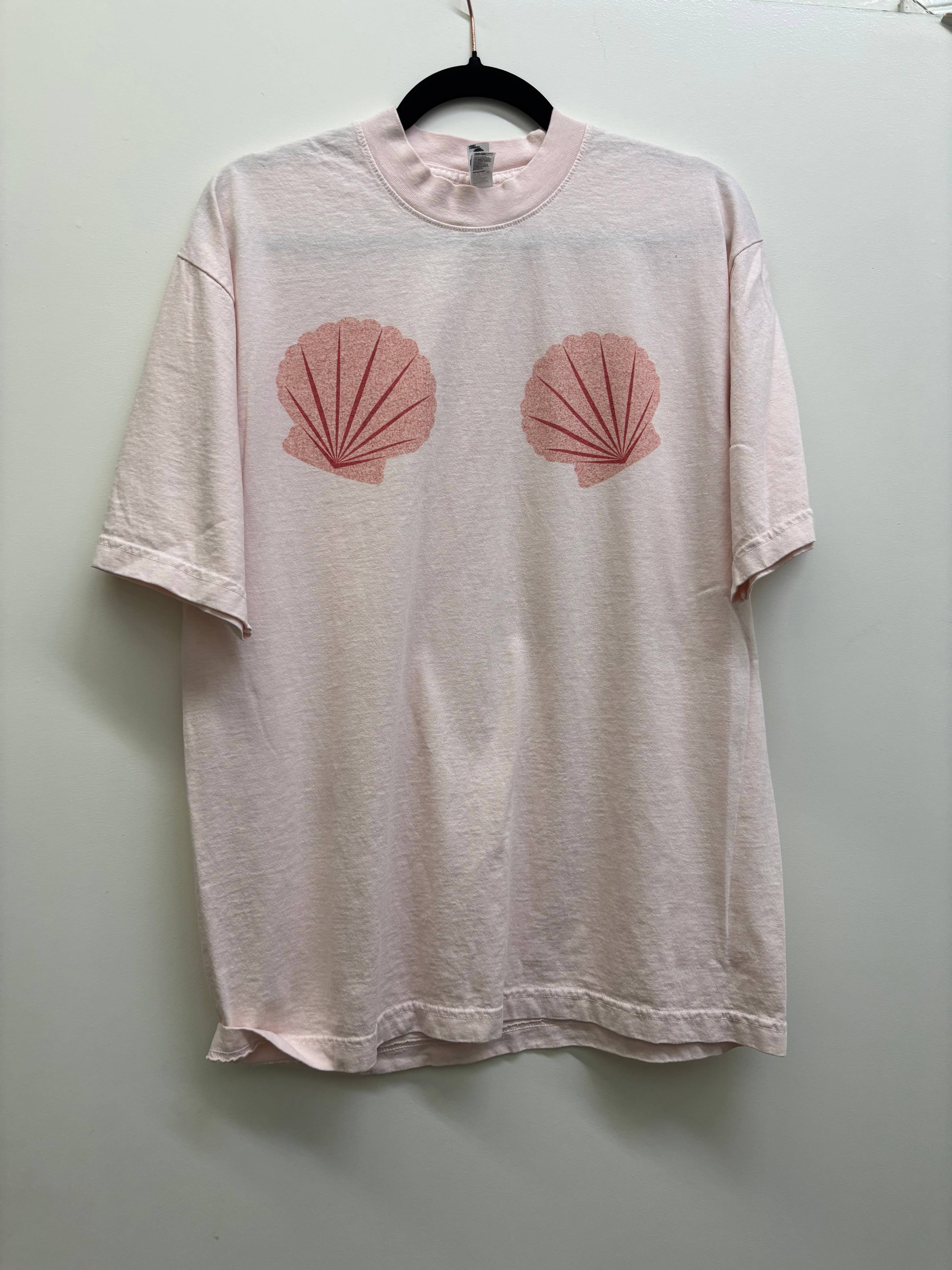 SEASHELL GRAPHIC TEE