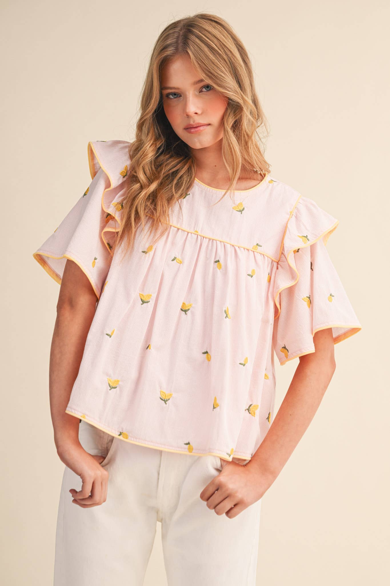 LEMON EMBROIDERY CONTRAST PIPING TOP
